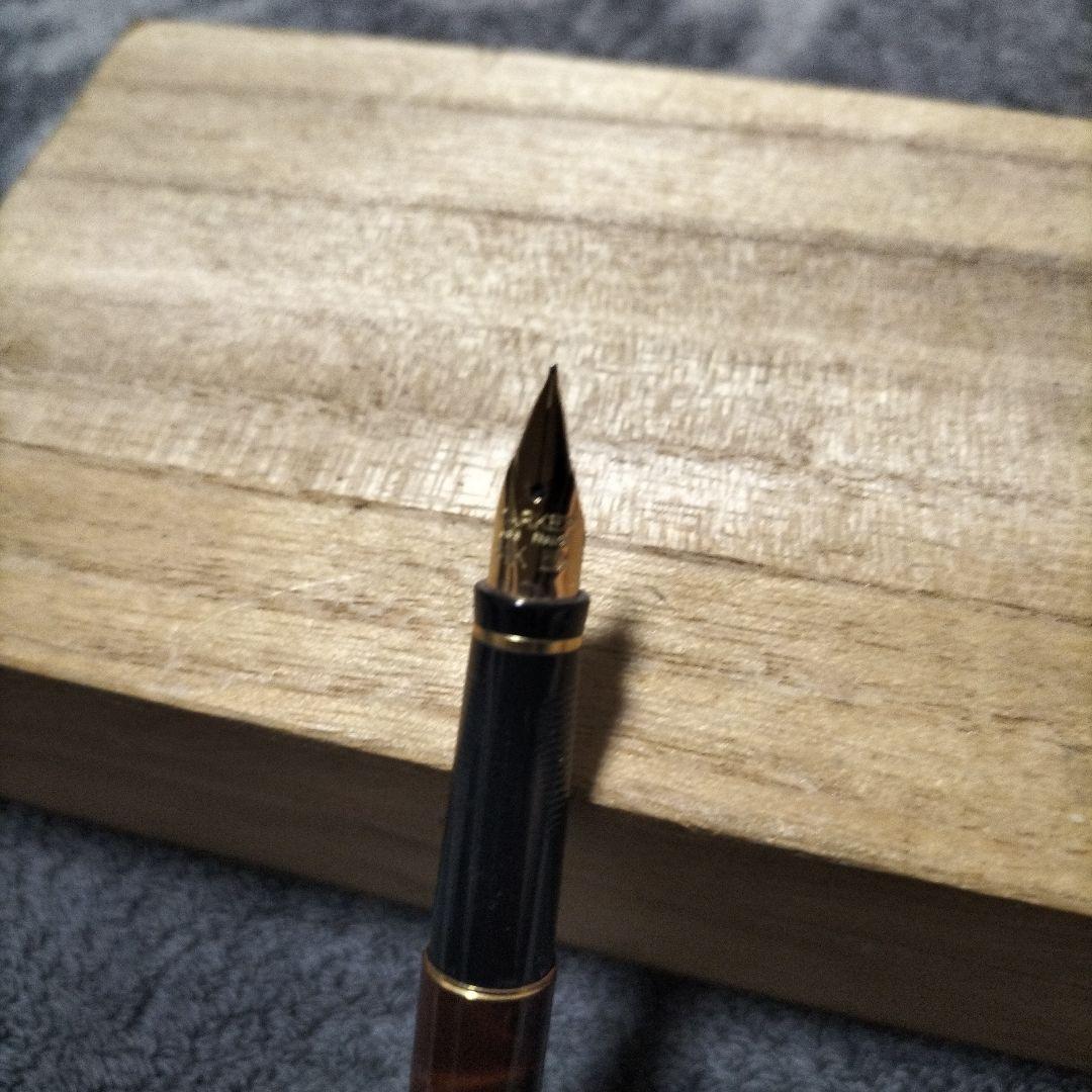 14K PARKER ダークブラウン ストライプ模様 万年筆