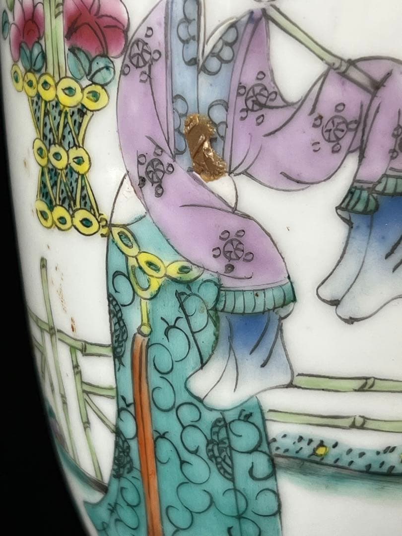 中国古美術/粉彩人物花瓶 【光緒年製】在銘/F