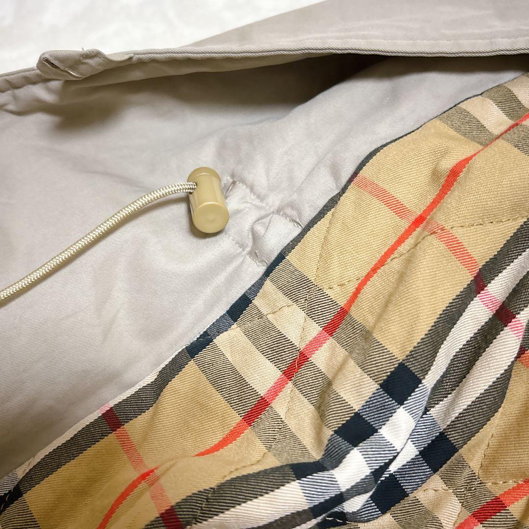 バーバリー プローサム フード付き ハーフコート