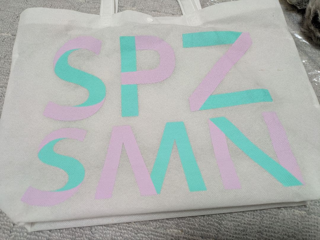 スピッツ　ぬいぐるみ　モニャモニャ