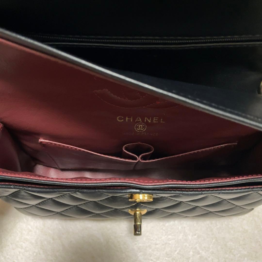 CHANEL ブラック レザー キルティング マトラッセ ショルダーバッグ