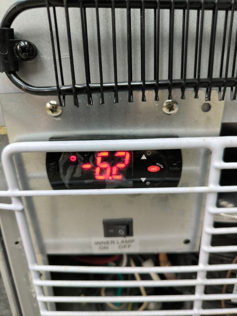 ディスプレイ冷凍庫 55L LEDライト ガラス扉 前開きフリーザー 　SD55