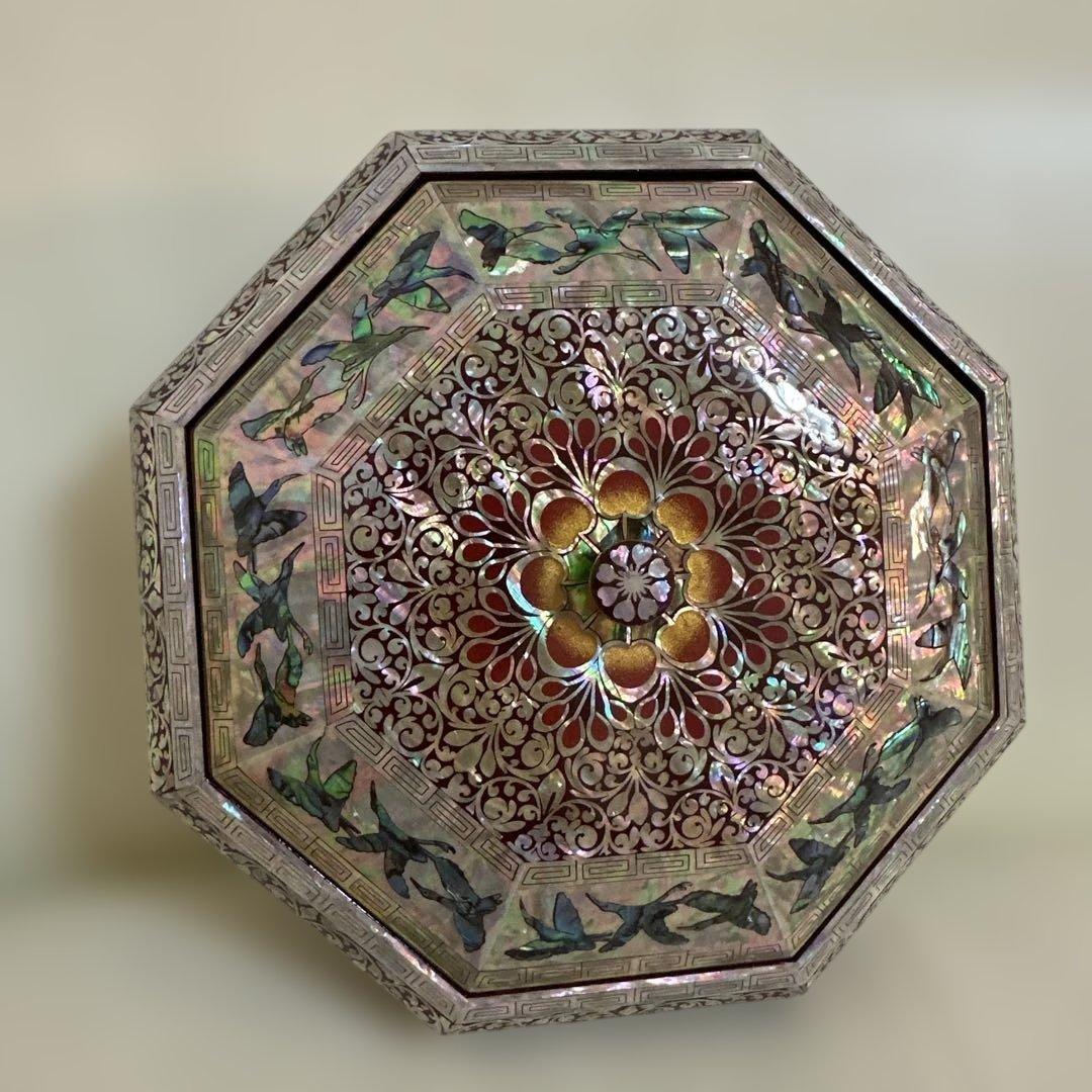 韓国漆器　螺鈿細工　八角菓子器　小物入　宝石箱