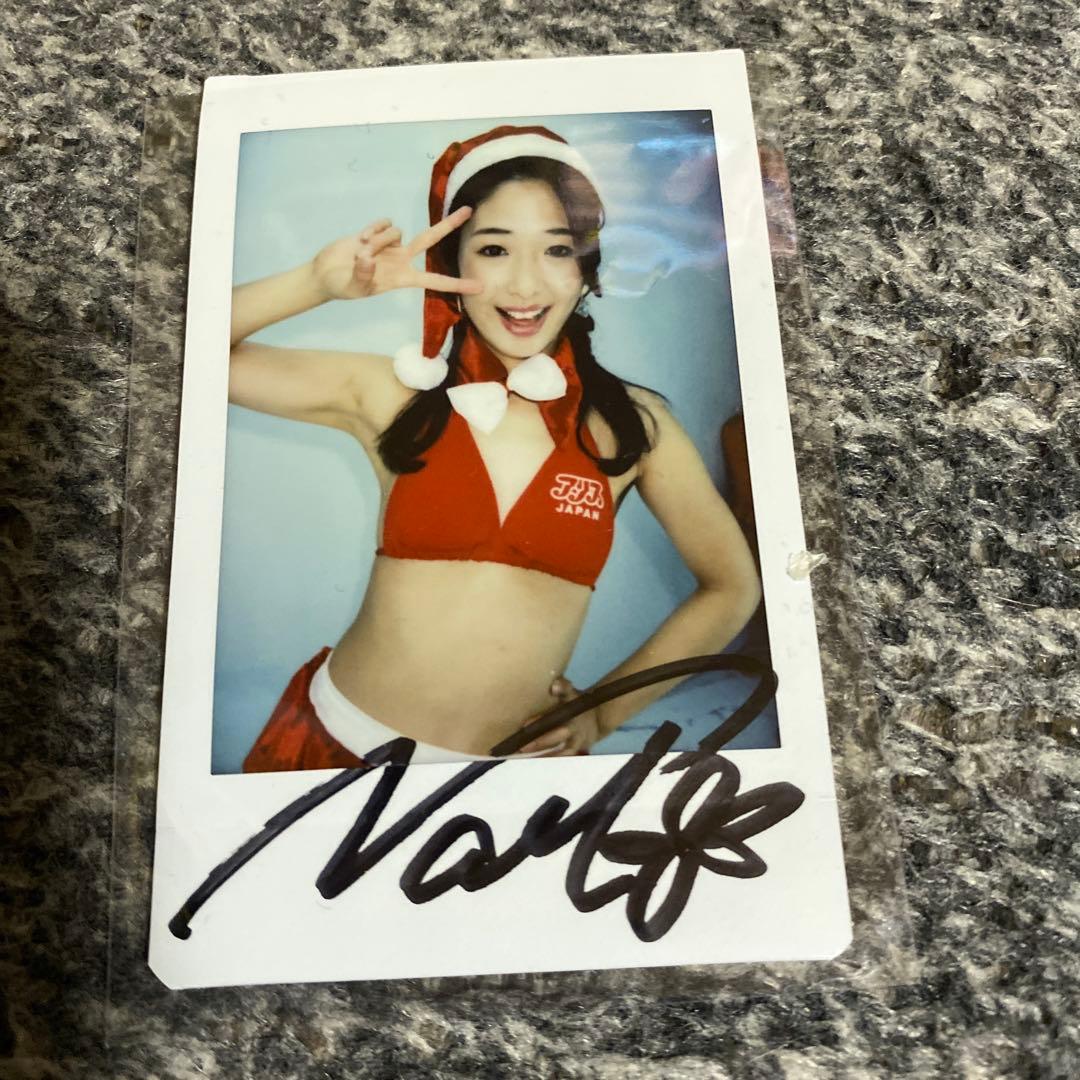 川上奈々美さんのサイン入りチェキ 4枚セット