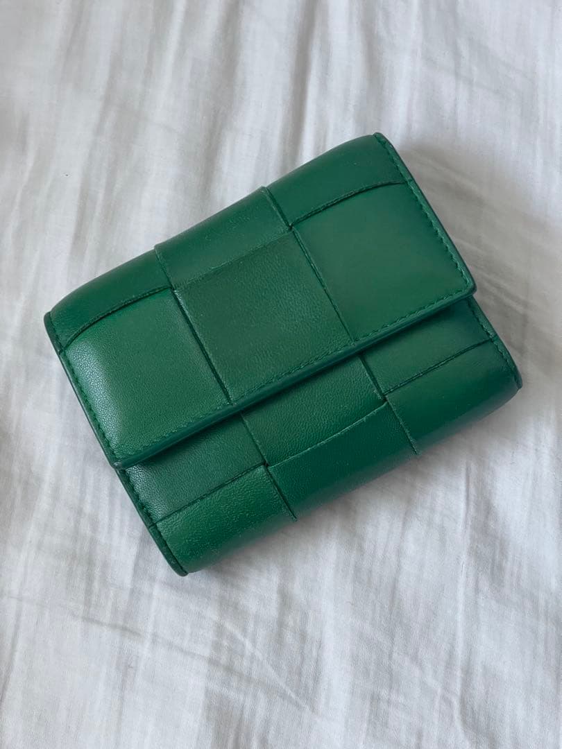 bottega veneta カセット 三つ折り財布 グリーン