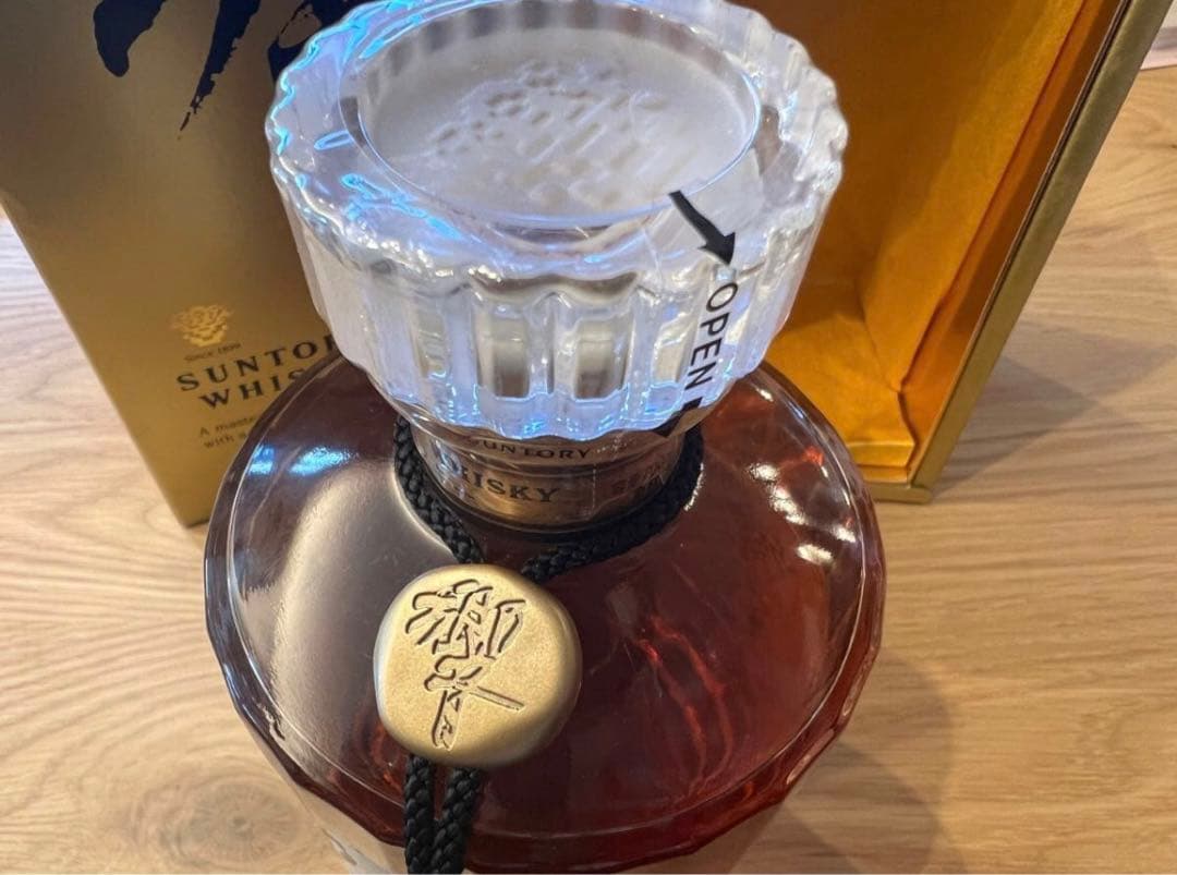未開封　SUNTORY サントリーウイスキー響　SHN01