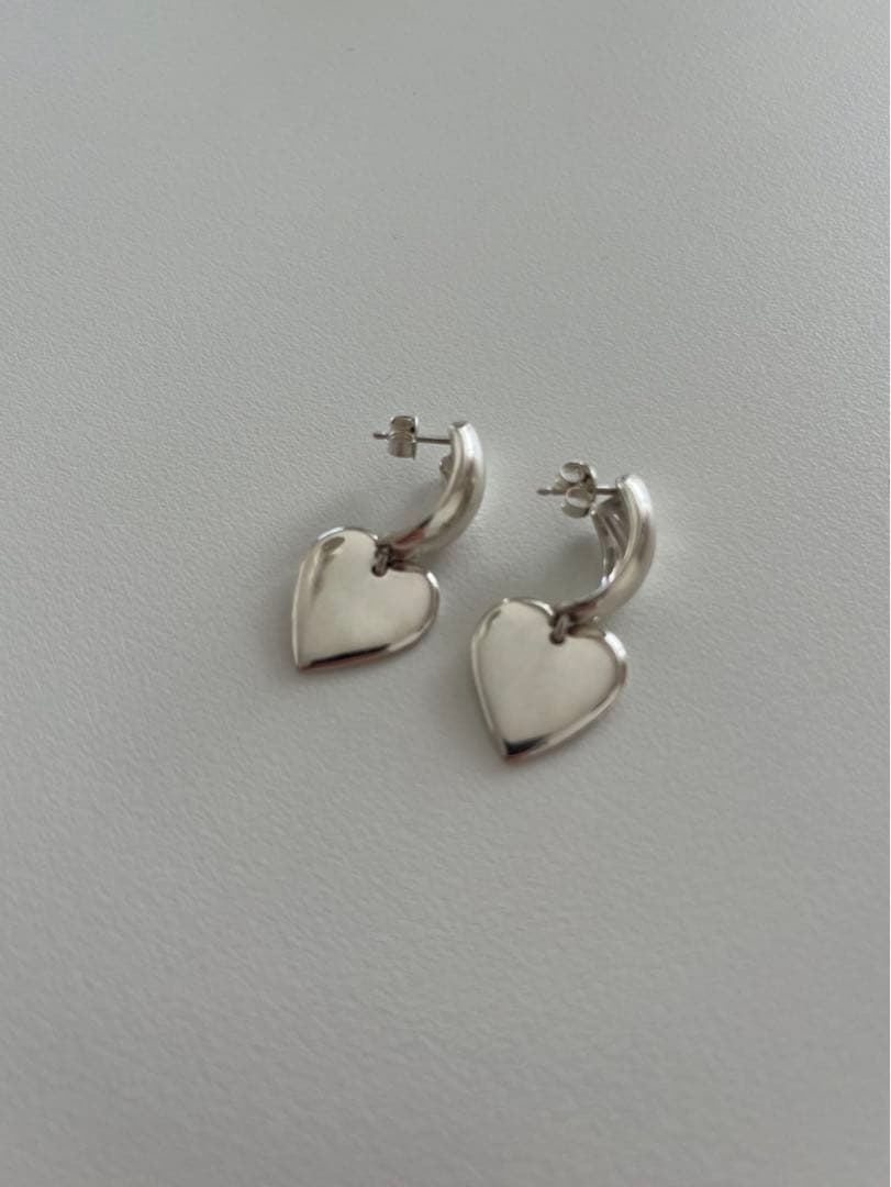 【てる】yoaa シルバーハートピアス