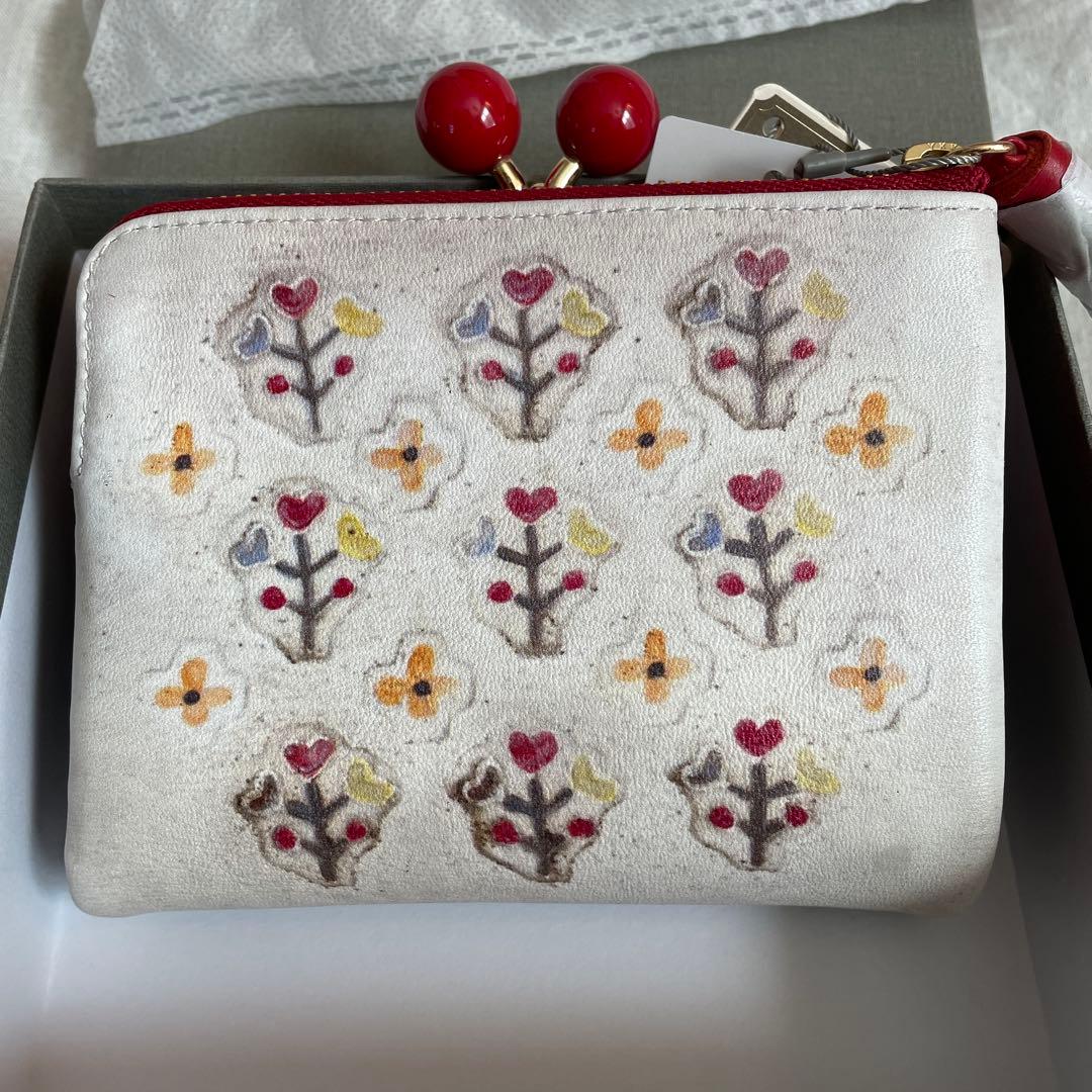 まゆまゆ新品　ペルケperche本田あつみさん　お花柄が可愛すぎるがま口