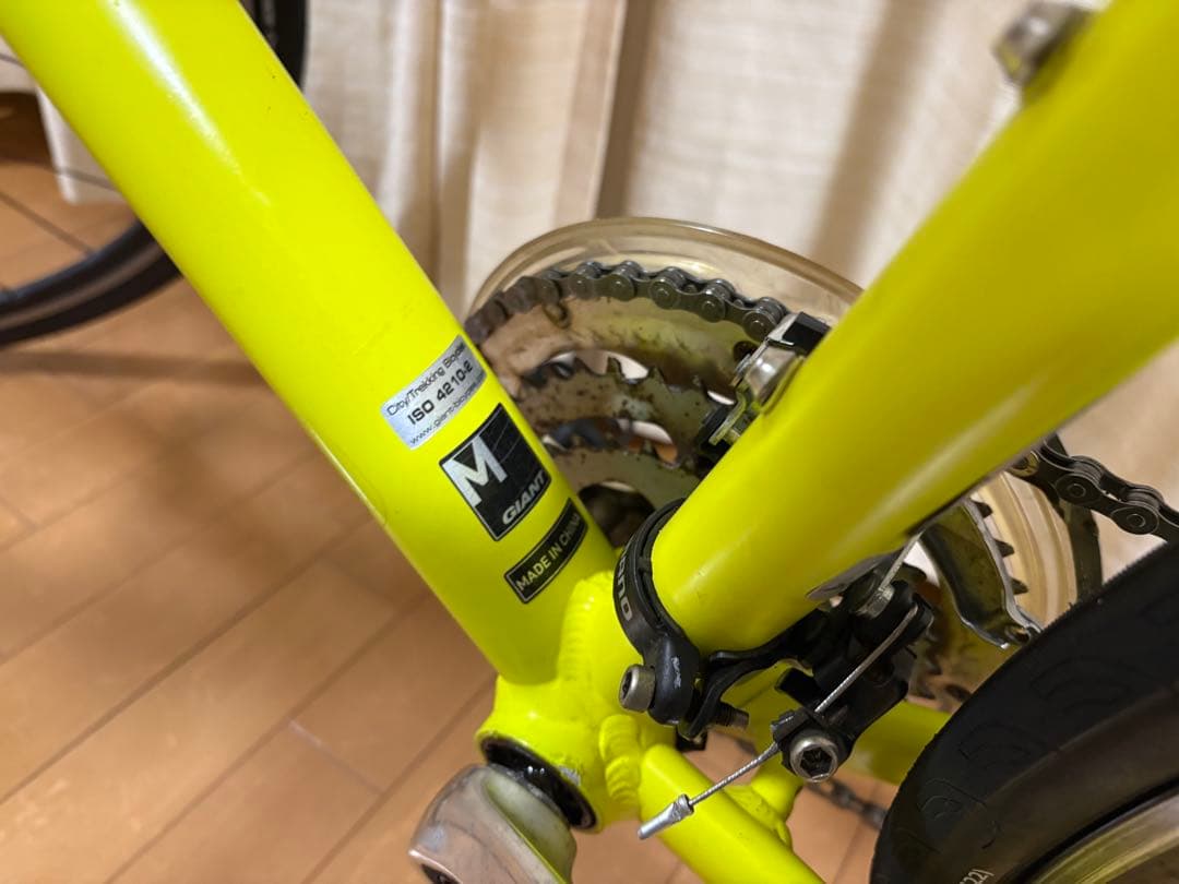 GIANT クロスバイク 直接引渡し限定/横浜及び近隣には無料お届け可能