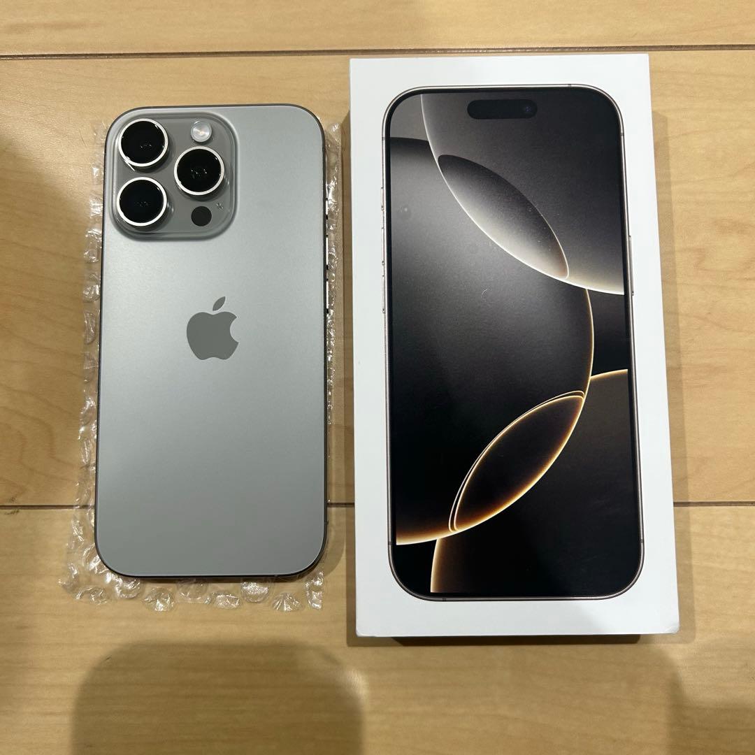 美品　iPhone 16 pro 128GB ナチュラルチタニウム