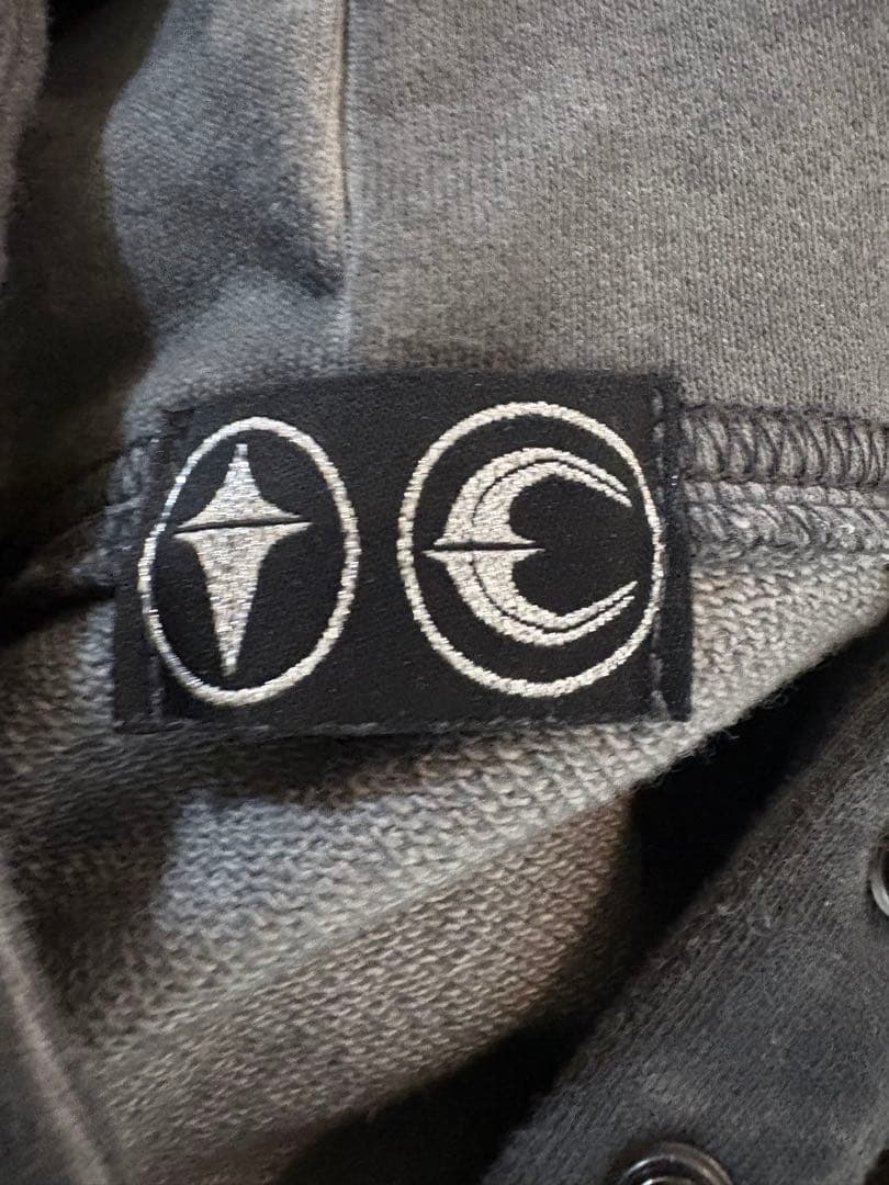 Thug Club サグクラブ ロックダメージフーディ TCロゴ M