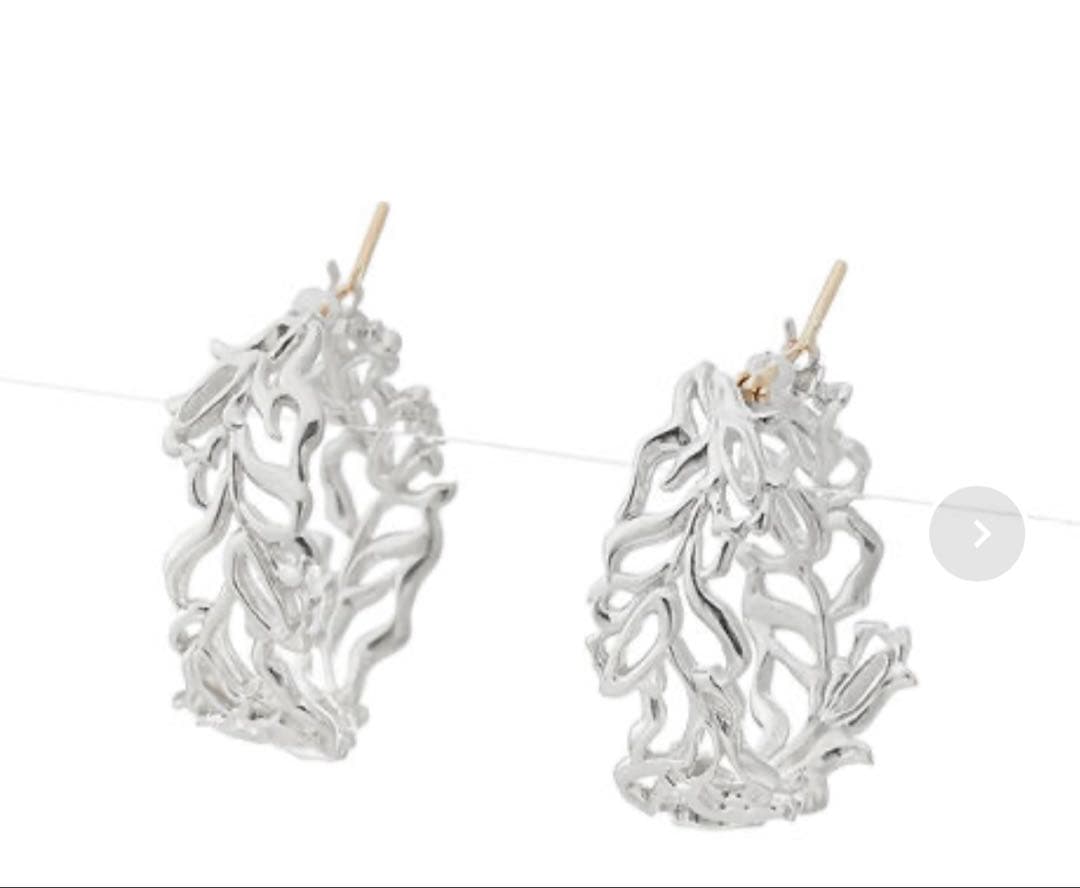 agete 透かし　ピアス