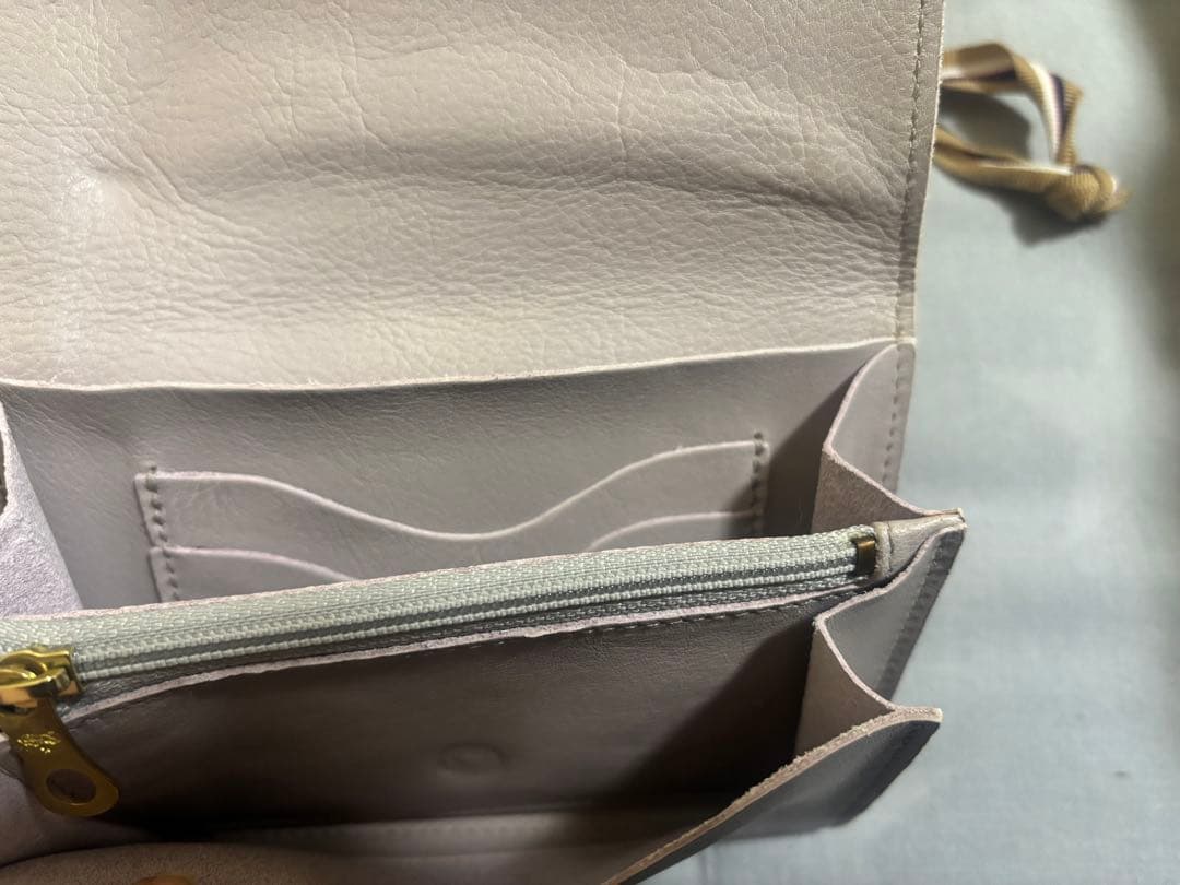 イルビゾンテ折り財布 保存袋付き