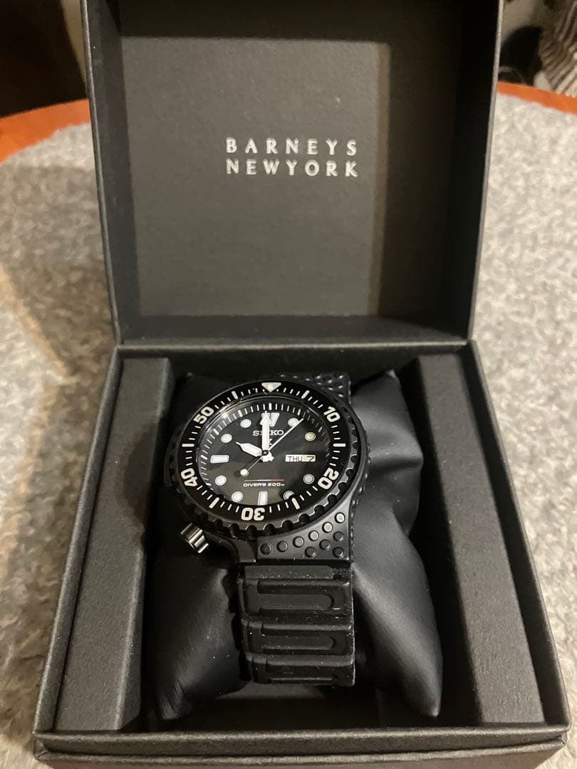 BARNEYS NEW YORK プロスペック　　　　seiko ジウジアーロ