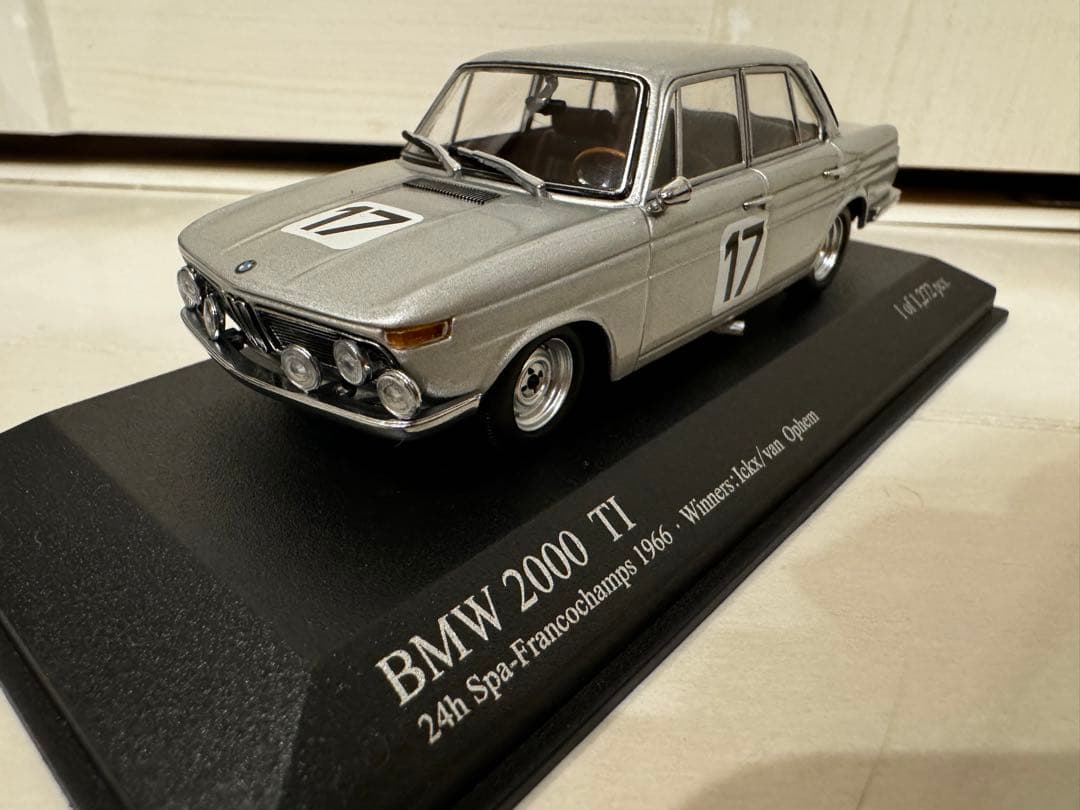 BMW 2000 ti 24h Spa 1966 ミニカーミニチャンプス1/43