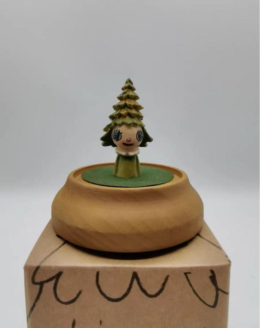 奈良美智作 森子のミニバージョン