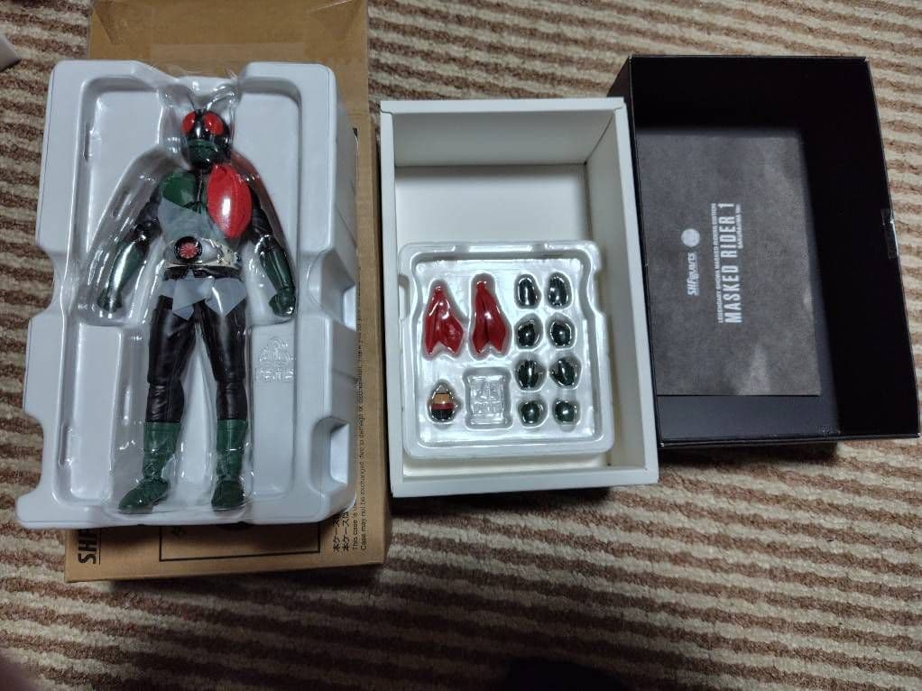 真骨彫仮面ライダー1号　桜島