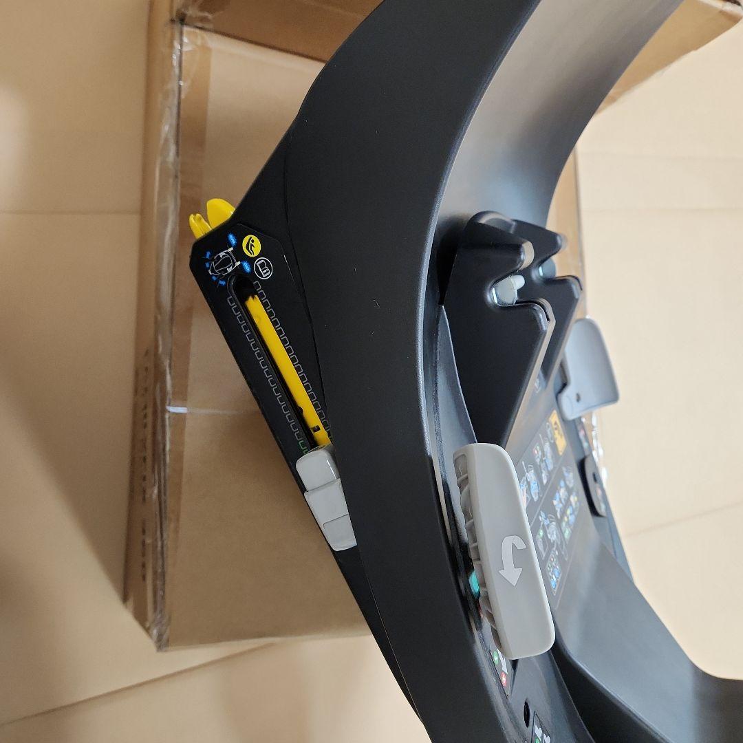 マキシコシ　ファミリーフィックス360　ベース　チャイルドシート