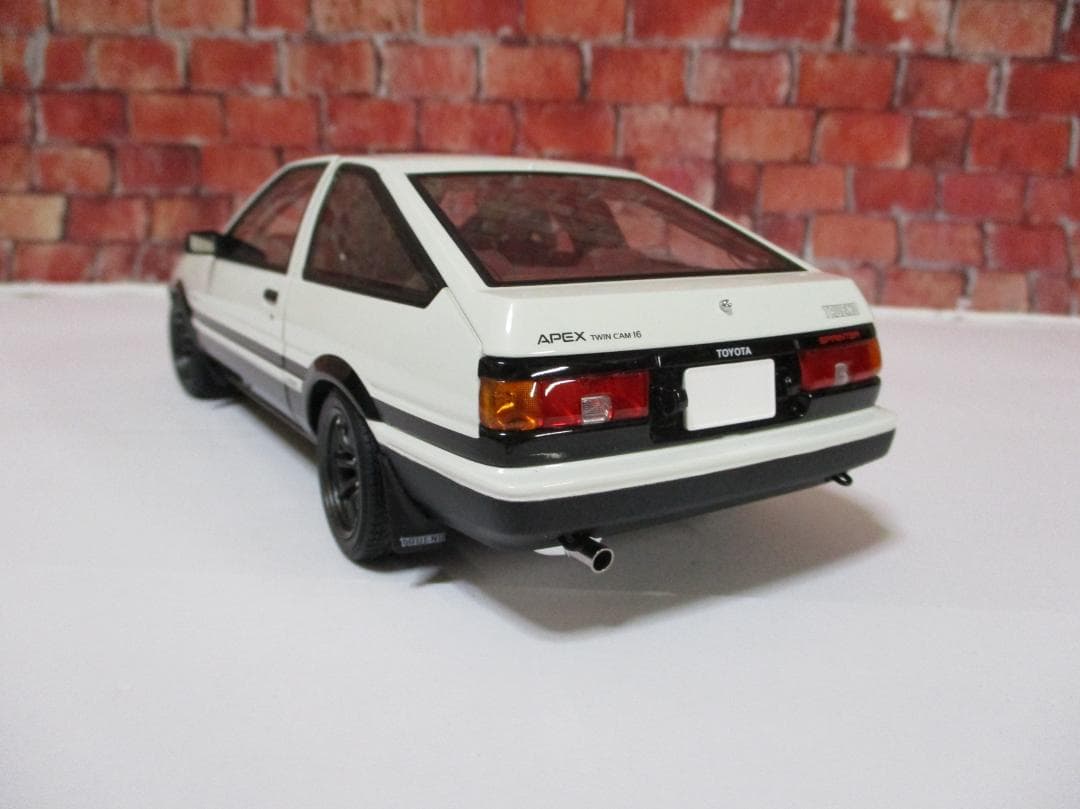 オートアート　スプリンター トレノ プロジェクトD　ファイナルバージョン