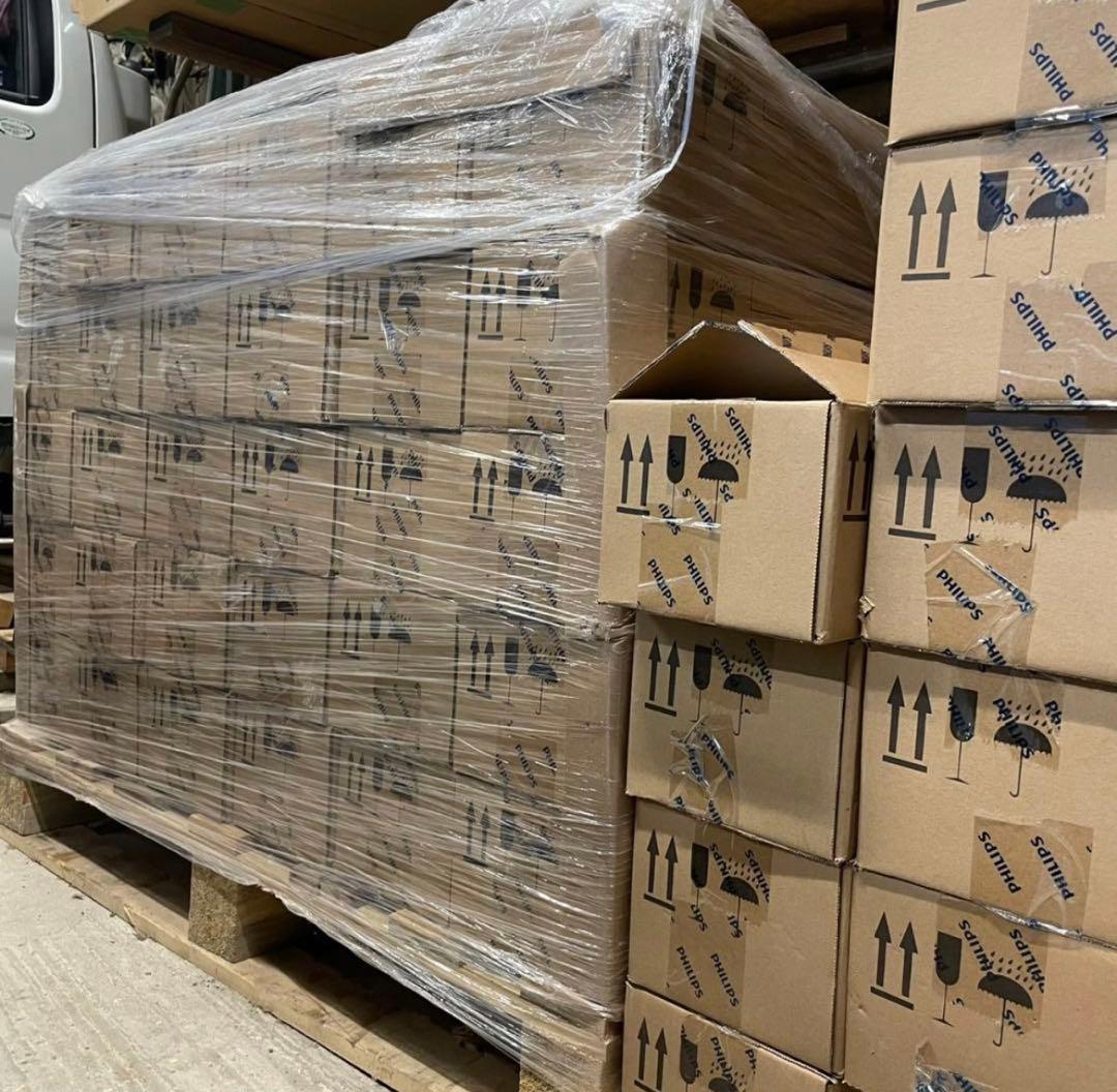 フィリップス直管型LEDランプ40型高輝度3300lm昼白色28本