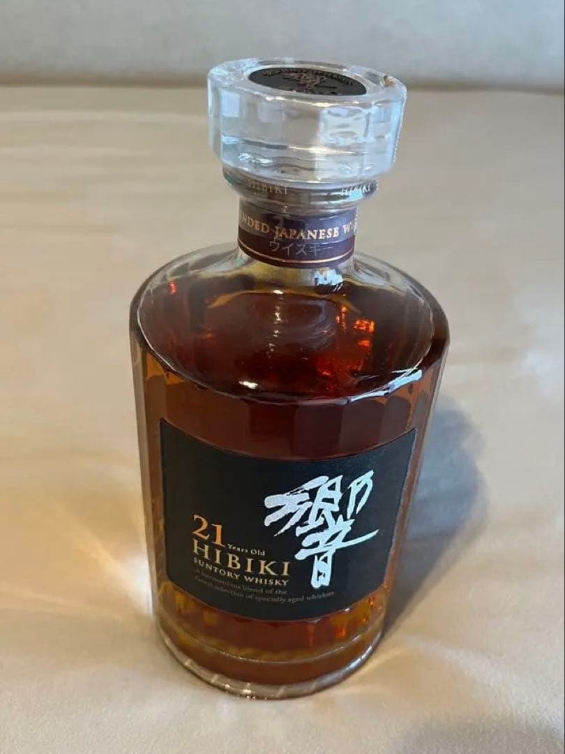 サントリー ウイスキー 響21年 700ml新品未開封