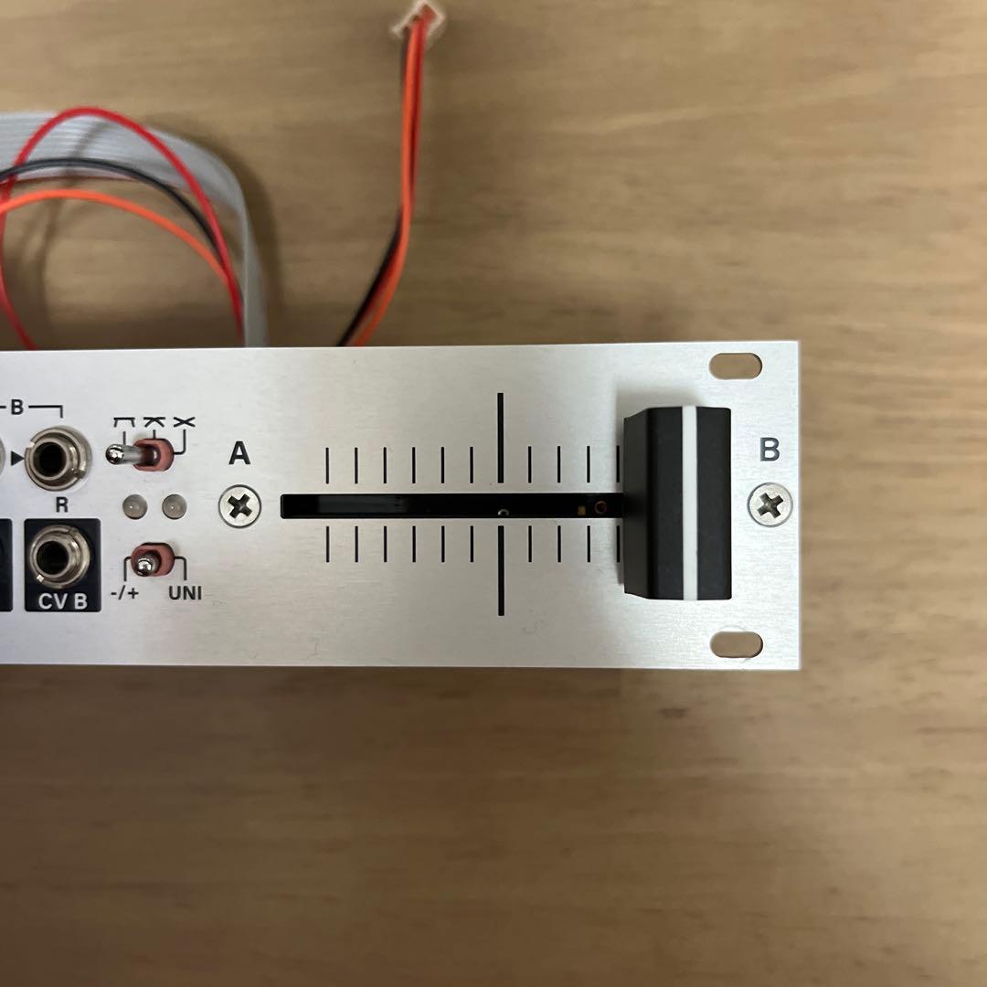 鍵盤楽器 Intellijel Designs XFADE 1U