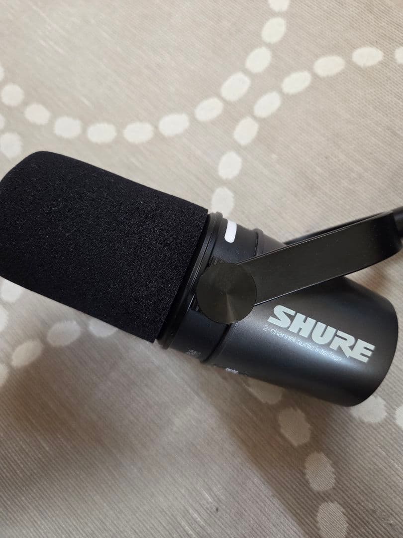年末特価　SHURE MV7i　ダイナミックマイク インターフェース内蔵