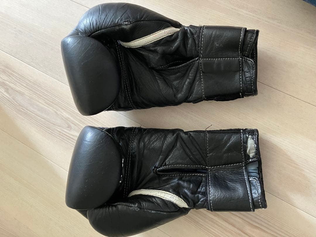 ボクシンググローブ 黒