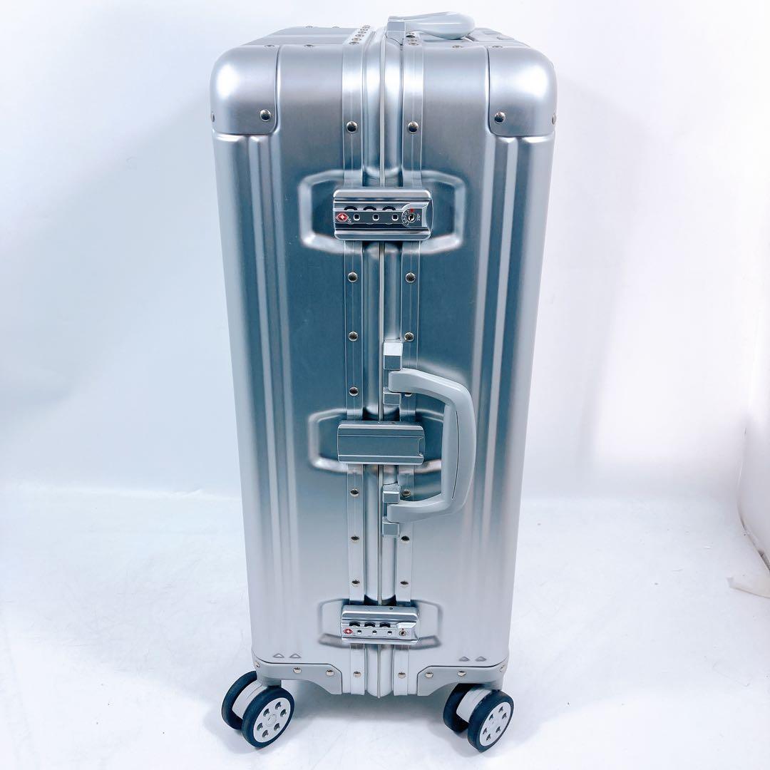 非売品 メルセデスベンツ オリジナル アルミ キャリーケース 65L