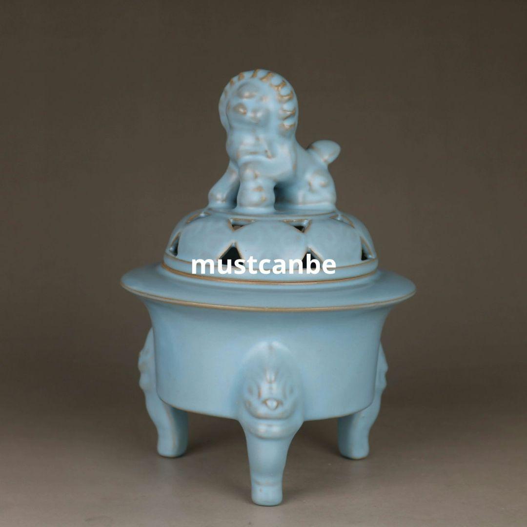 汝窯天青釉三足香薫炉 陶磁薫香炉 香道具 装飾品 現代工芸品 置物
