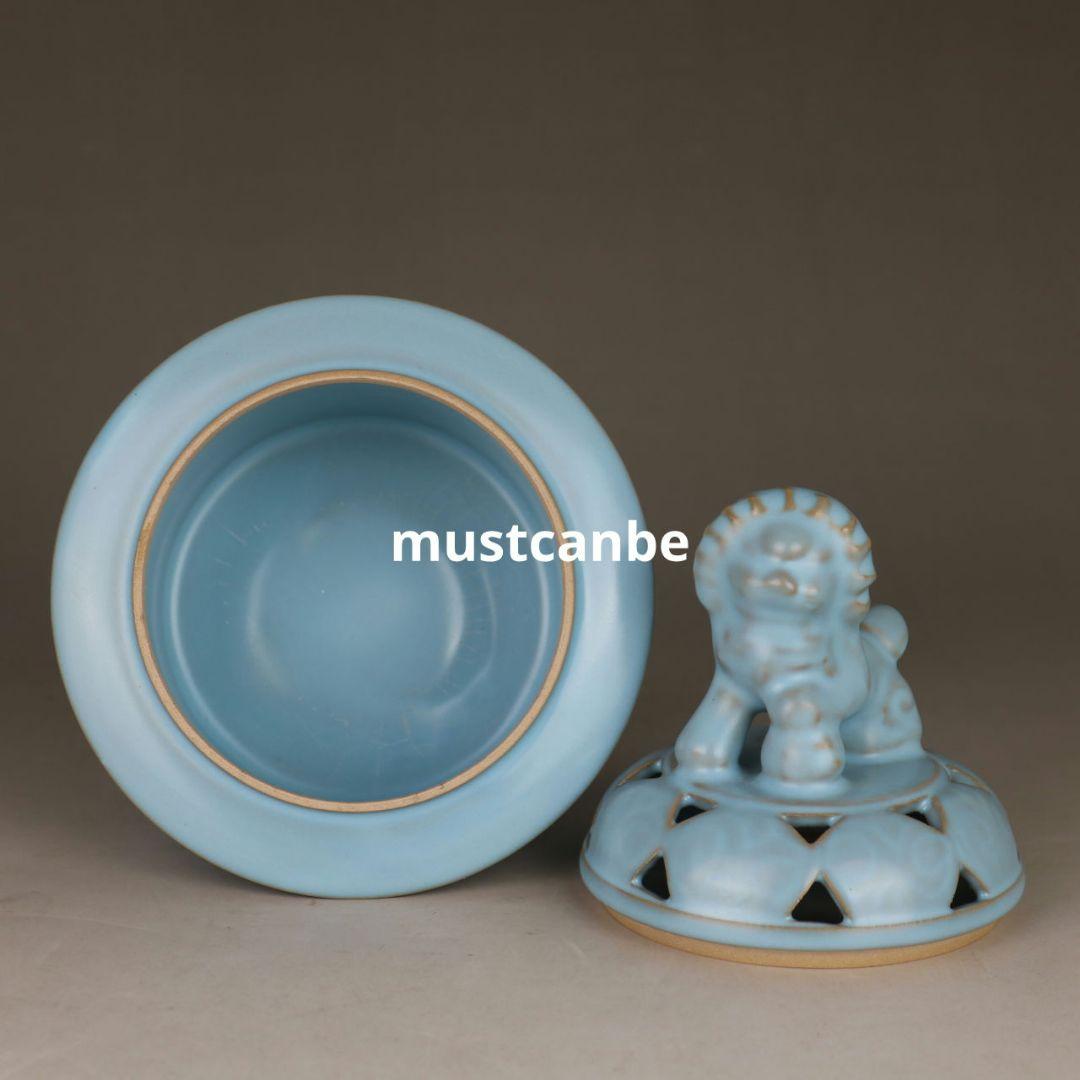 汝窯天青釉三足香薫炉 陶磁薫香炉 香道具 装飾品 現代工芸品 置物