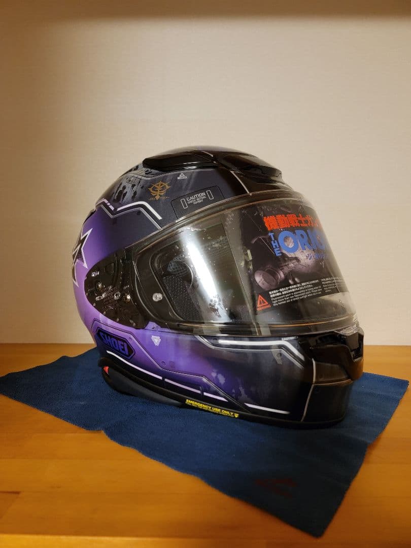 SHOEI Z-8ZEONIC MS-06R-1A 高機動型ザクII黒い三連星