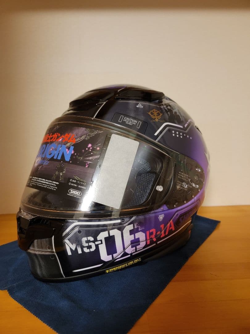 SHOEI Z-8ZEONIC MS-06R-1A 高機動型ザクII黒い三連星