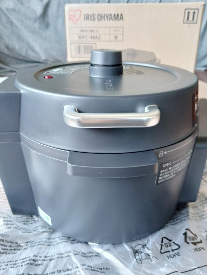 アイリス オーヤマ　電気圧力鍋2.2L　KPC-MA2