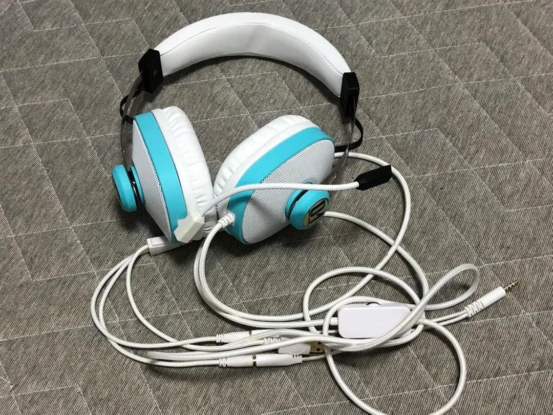 せ*い様 初音ミクコラボThermaltake Pulse G100 RGB ヘ