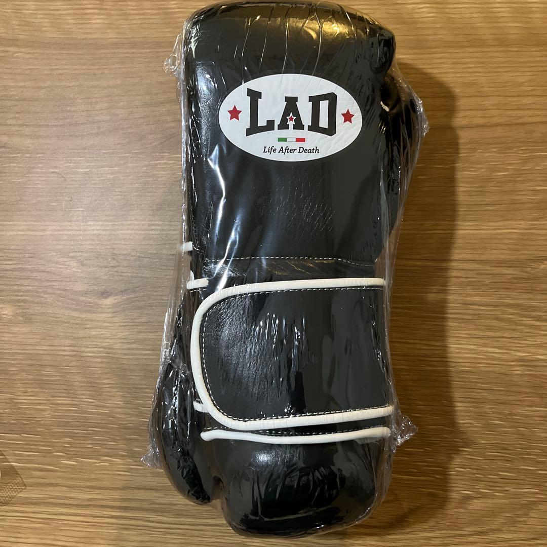 時間セール中　ボクシンググローブ 8オンス マジックテープ式（翌日発送します）