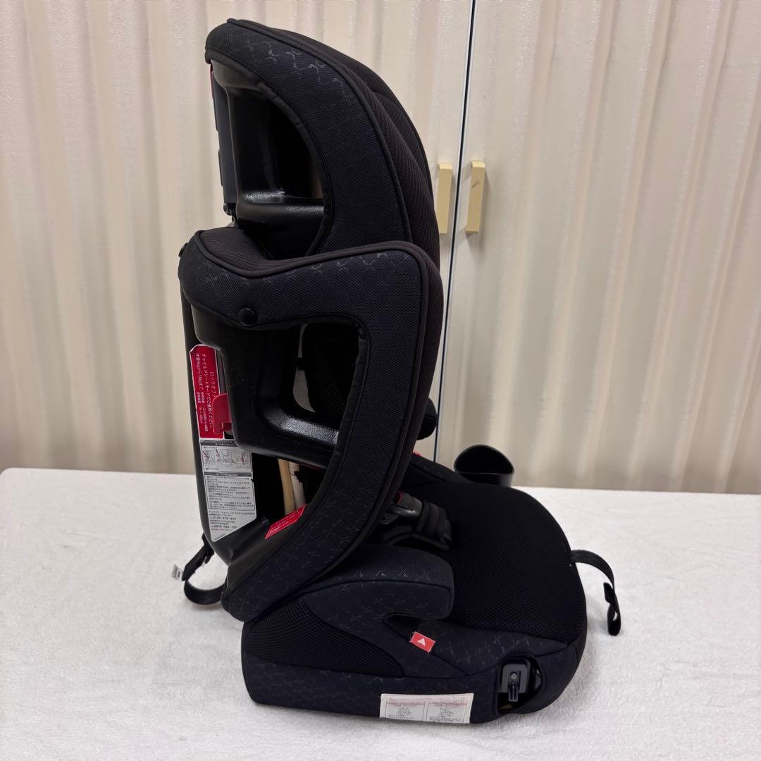 クリーニング済☆美品☆1〜11才まで　アップリカ　エアグルーヴ　プラス　ブラック