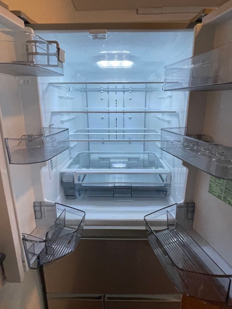 【2024年製！】東芝 601L 6ドア冷蔵庫 VEGETA GR-W600FH