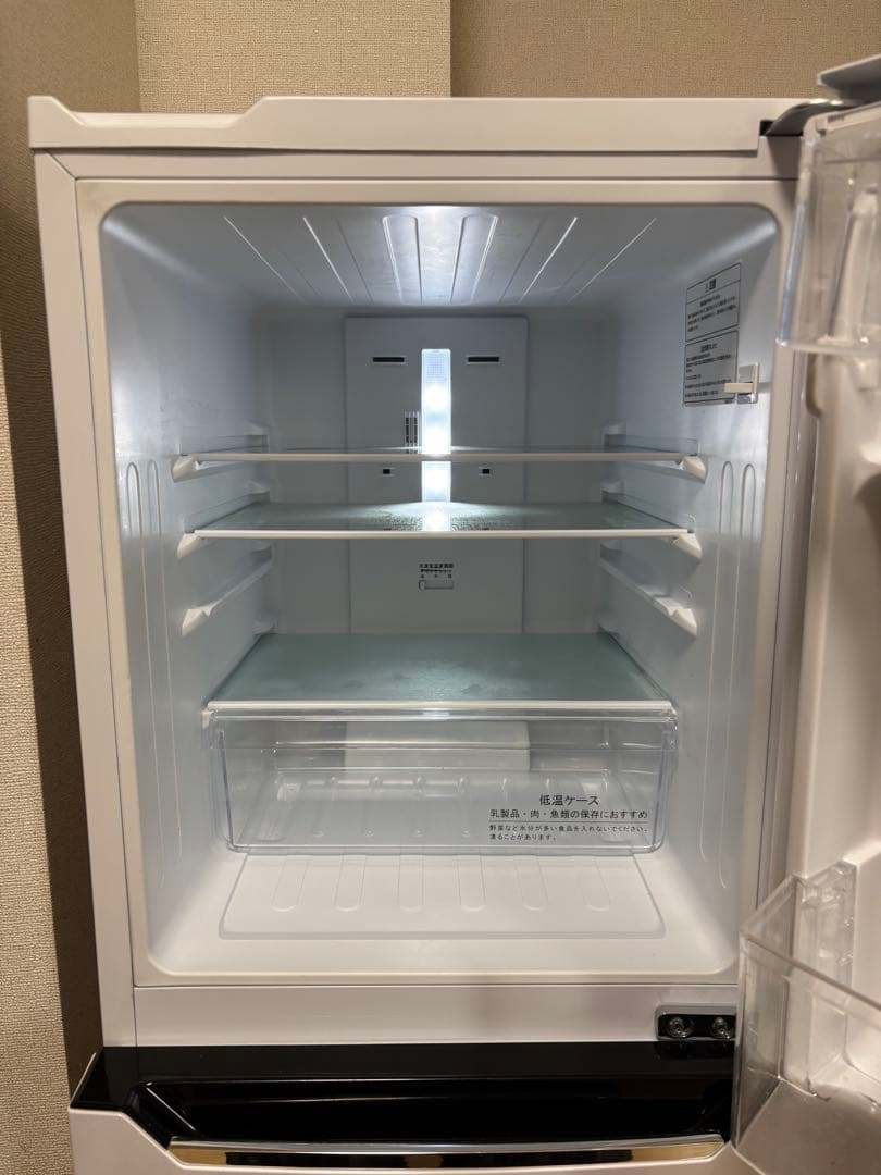 ハイセンス冷蔵庫　一人暮らし　ノンフロン冷凍冷蔵庫　130L