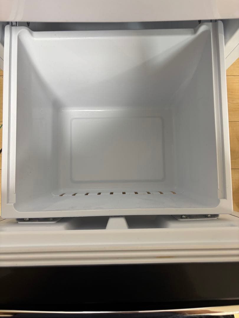 ハイセンス冷蔵庫　一人暮らし　ノンフロン冷凍冷蔵庫　130L