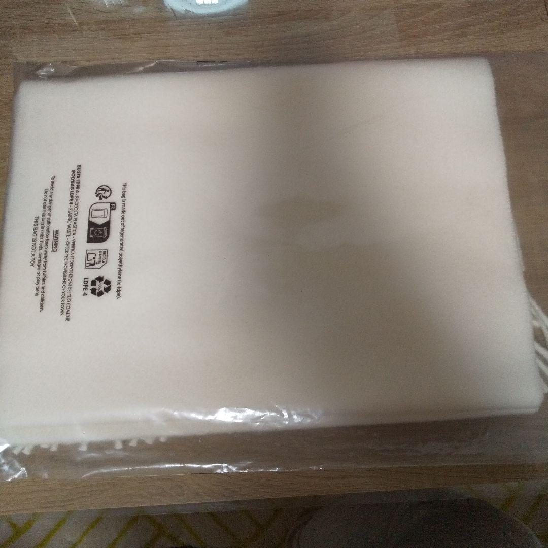 ヴィヴィアン・ウエストウッド マフラー 白