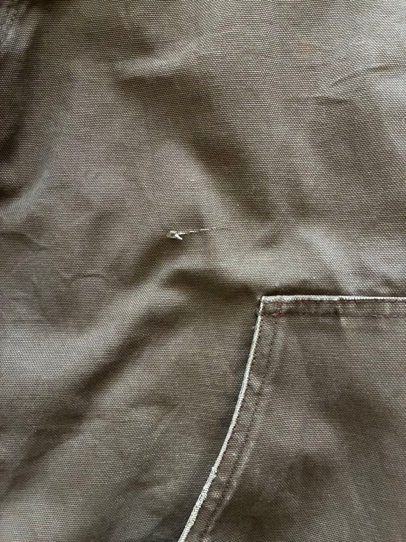 ソルティライチ　Carhartt フード付きジャケット オリーブ