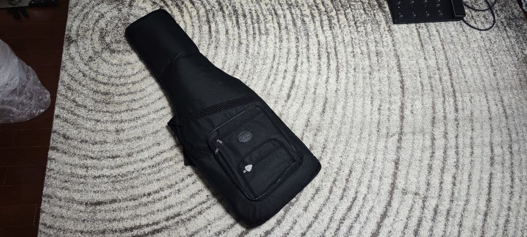 FENDER vintera Stratocaster ストラト