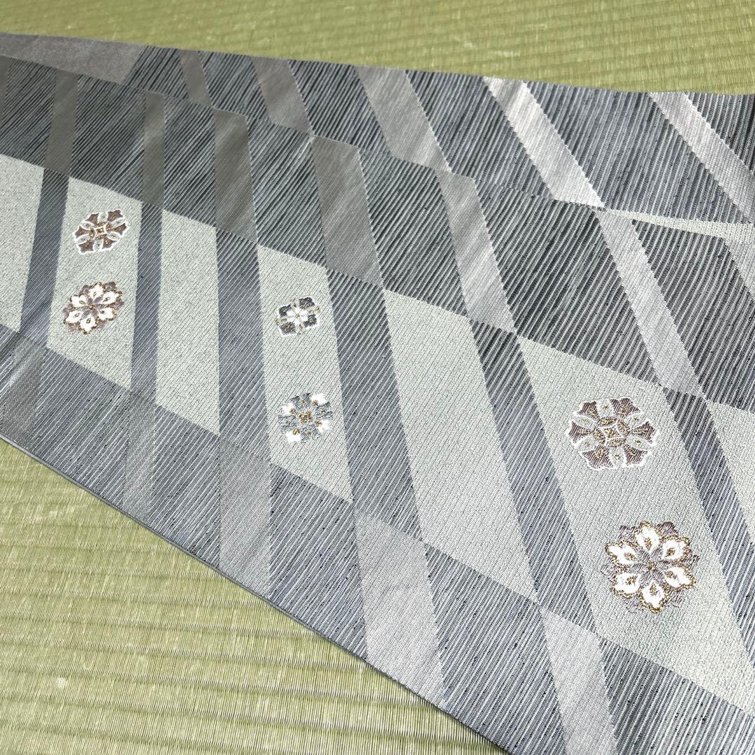 正絹　袋帯《幾何学　花紋様》