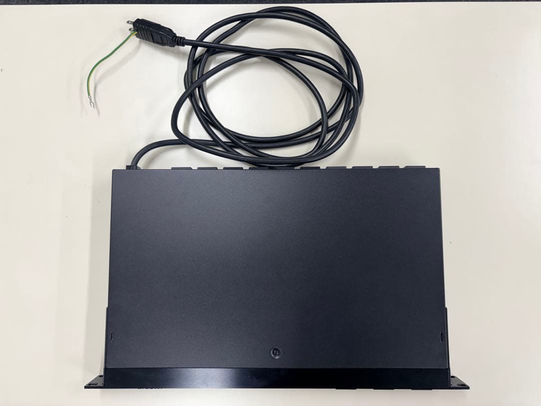 TASCAM AV-P250 ラックマウント電源タップ