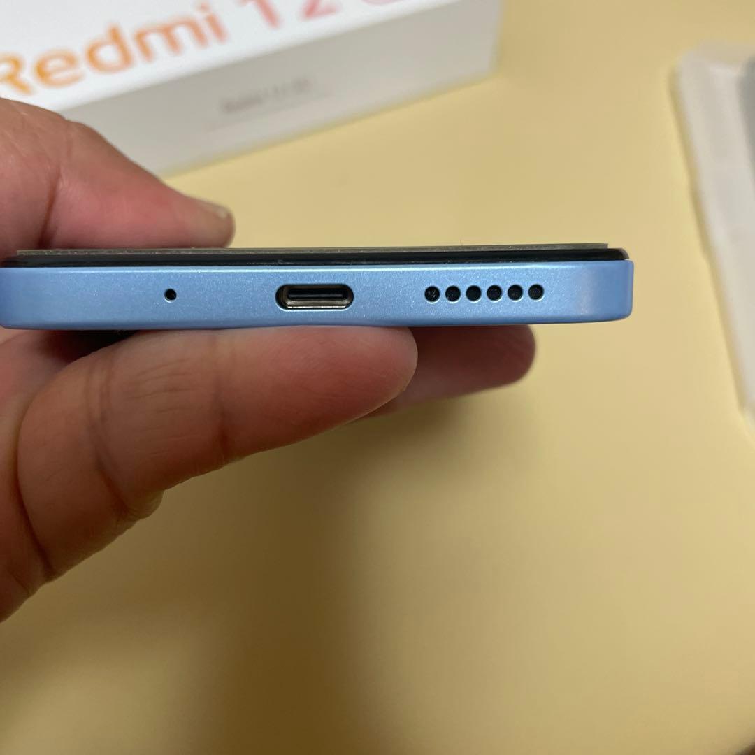 ジャンク品Xiaomi Redmi 12 5Gスカイブルー本体 ケース付き