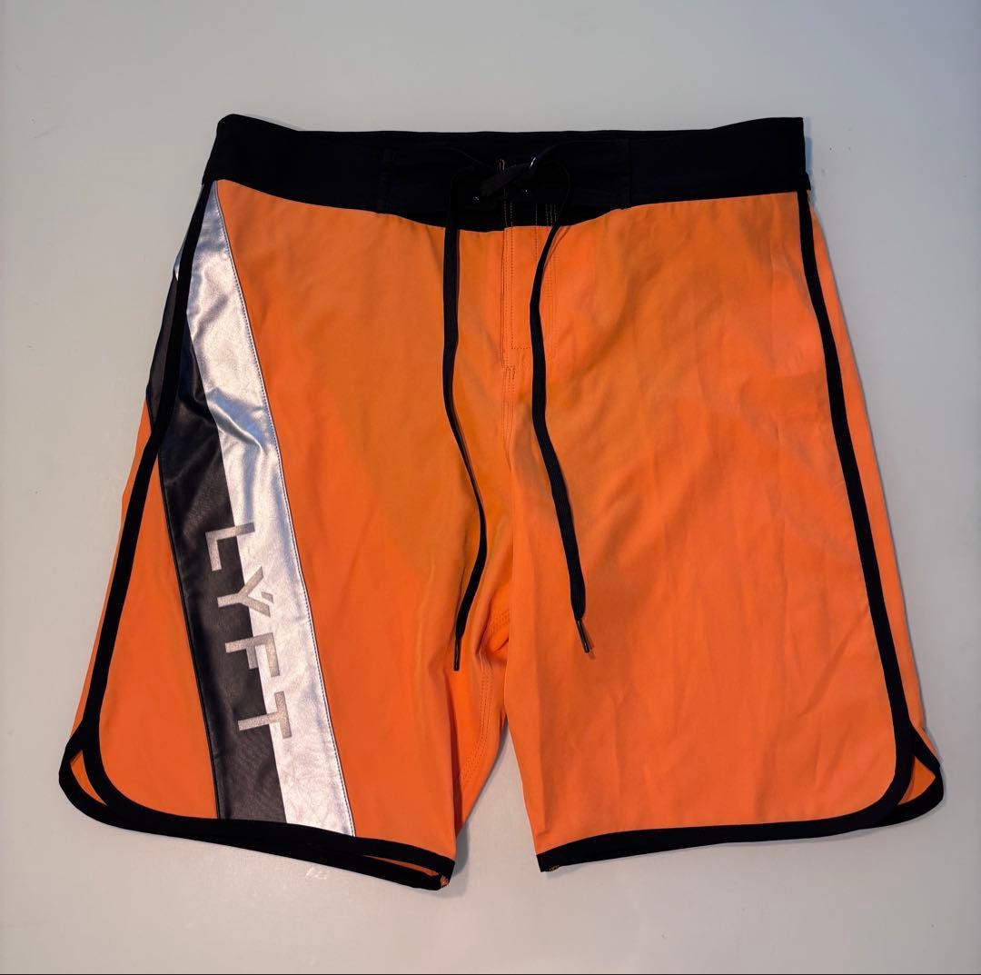 【極美品】LYFT リフトサーフパンツ L