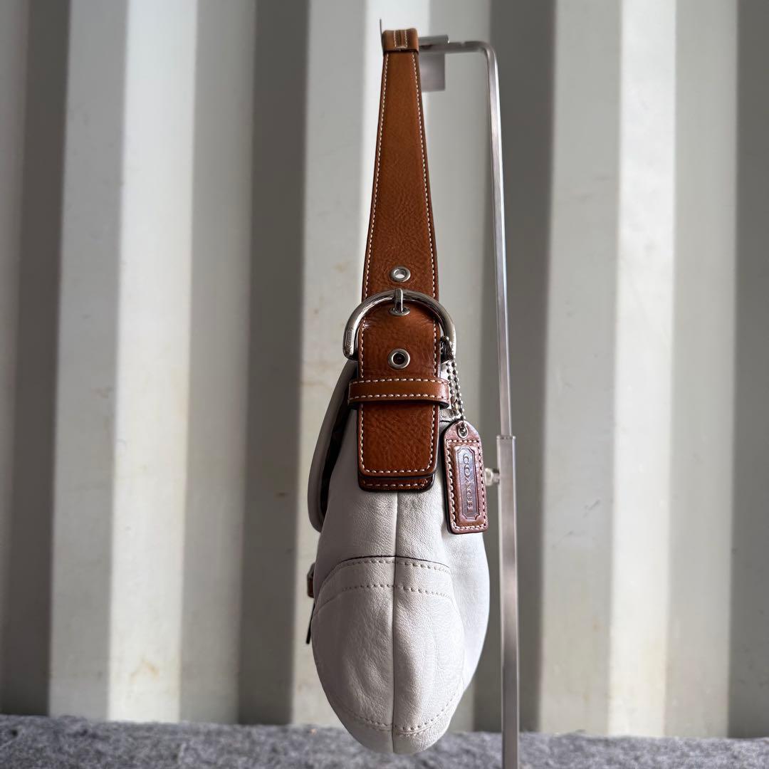 K67希少色✨ コーチ ソーホー ワンショルダー ホーボー シグネチャー