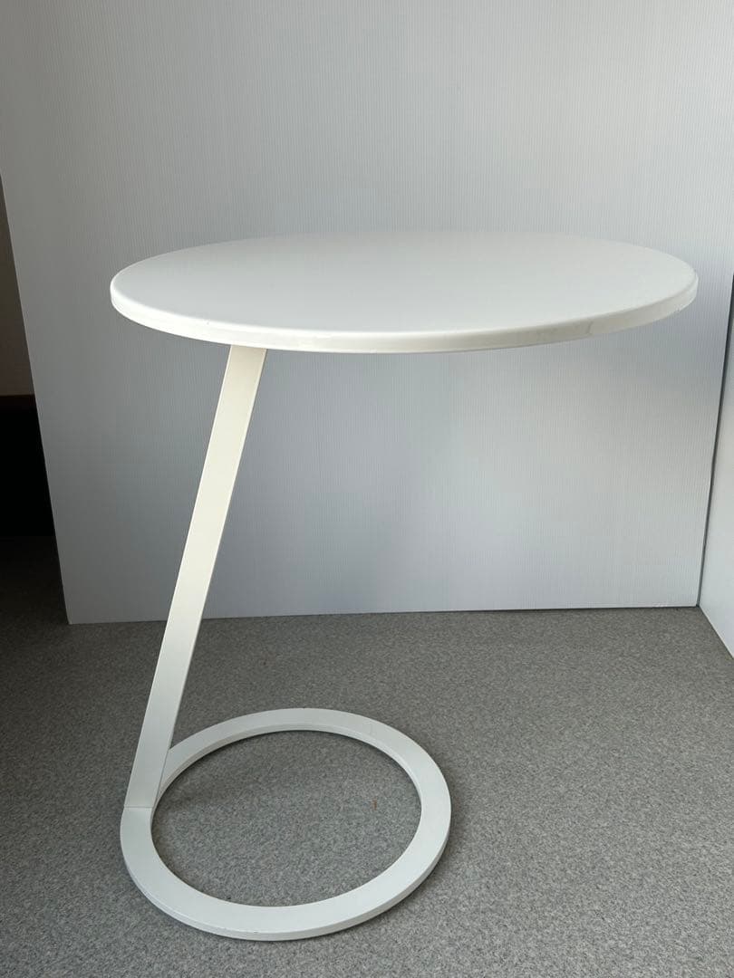 リーンロゼ GOOD MORNING サイドテーブルligne roset 白