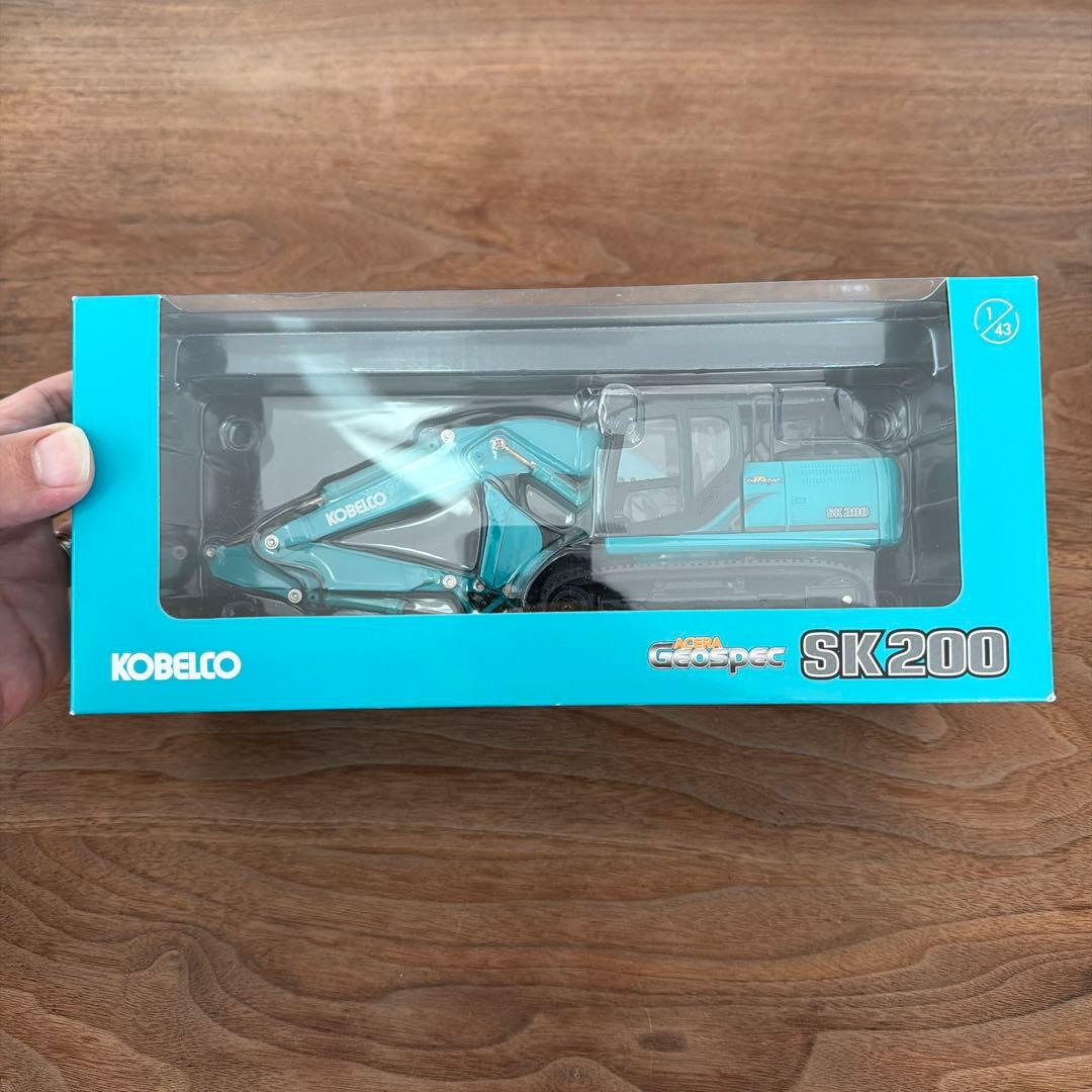 自動車 KOBELCO SK200 1/43
